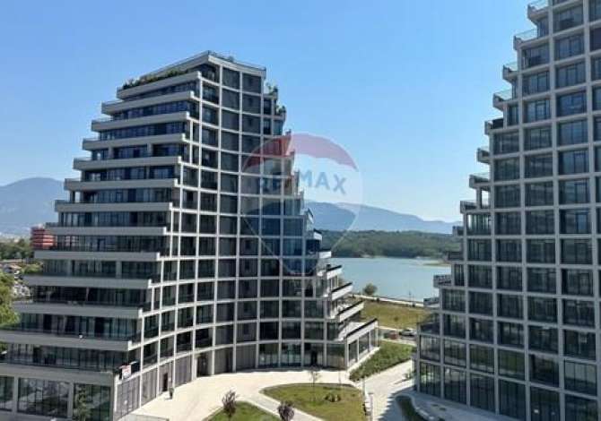Ambient biznesi me qera 3+1 ne Tirane - 1,000 Euro