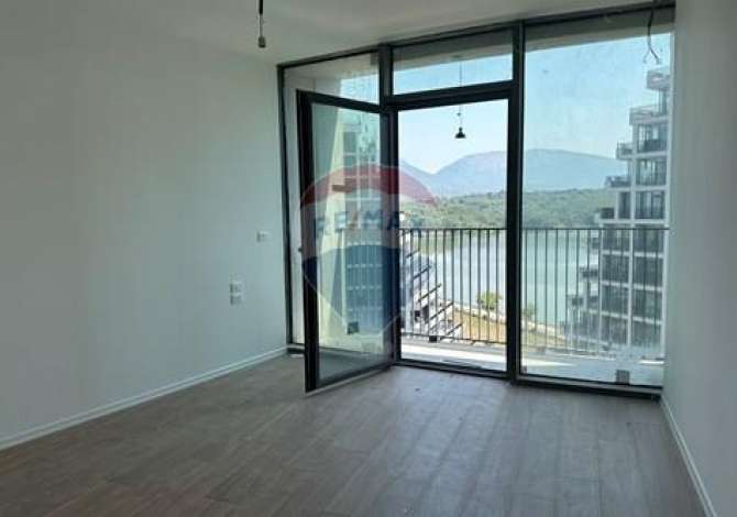 Ambient biznesi me qera 3+1 ne Tirane - 850 Euro