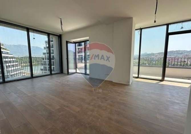Ambient biznesi me qera 3+1 ne Tirane - 1,500 Euro