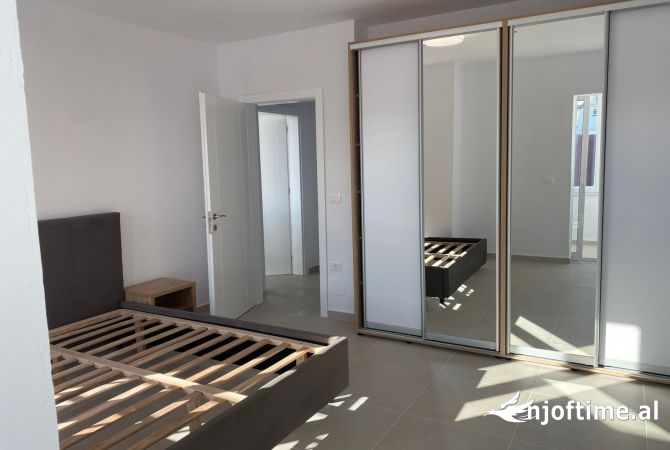 Shtepi ne shitje 1+1 ne Tirane - 142,000 Euro