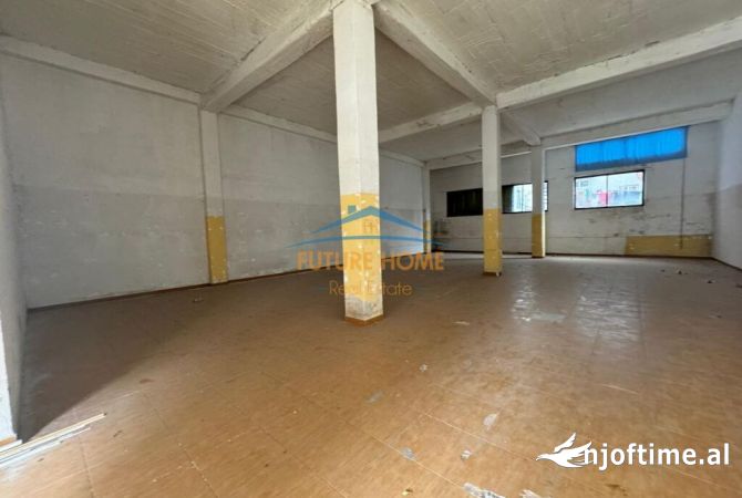 Ambient biznesi me qera 4+1 ne Tirane - 2,300 Euro