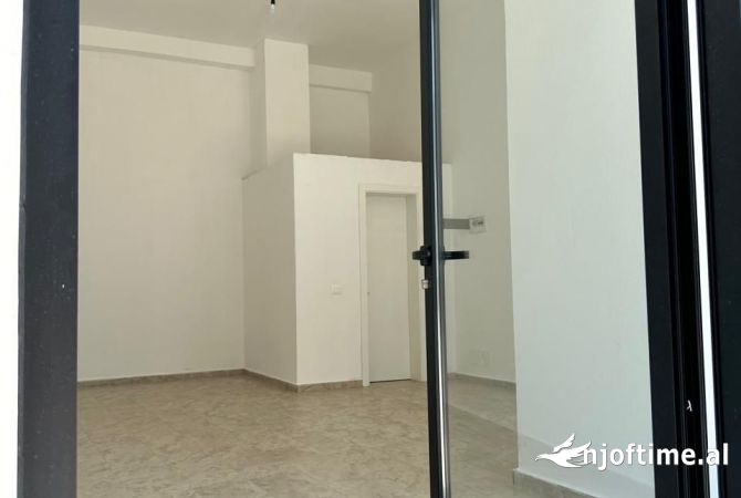 Ambient biznesi me qera 1+1 ne Tirane - 500 Euro