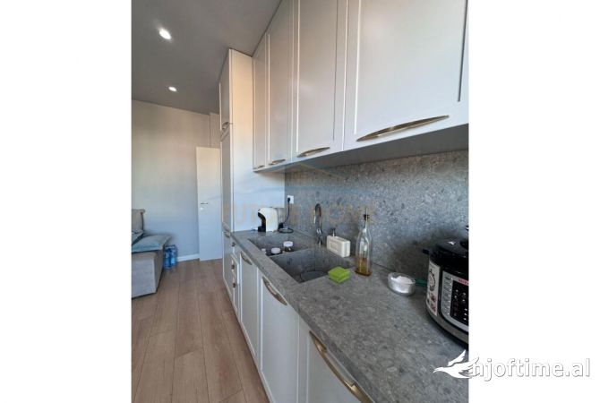 Shtepi ne shitje 1+1 ne Tirane - 135,000 Euro