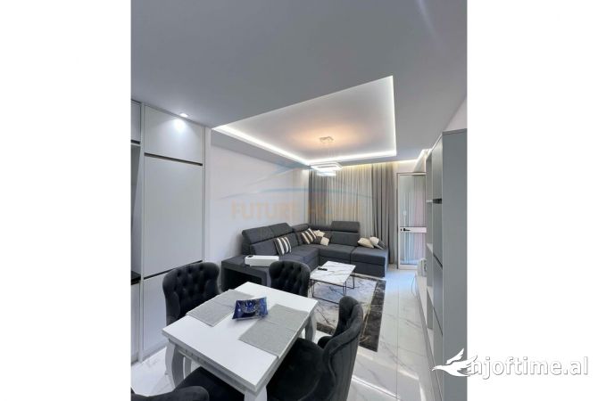 Shtepi me qera Apartament ne Tirane, 1+1, Mobilimi E mobiluar, Pagesa 550  Euro.