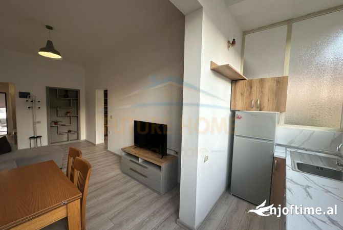 Shtepi ne shitje Apartament ne Tirane, 1+1, Mobilimi E mobiluar, Pagesa 130,000  Euro.