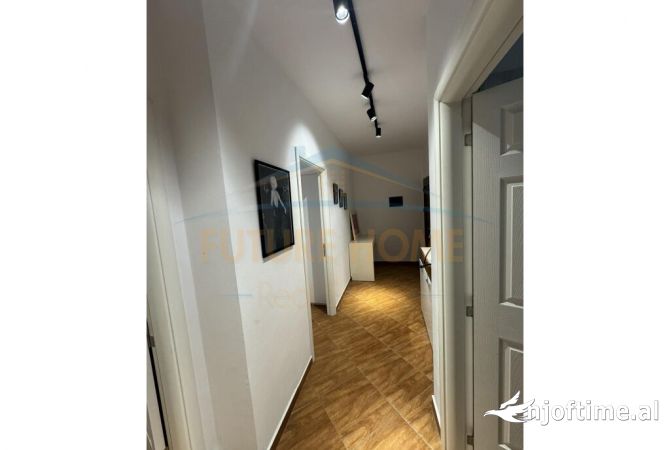 Shtepi me qera Apartament ne Tirane, 2+1, Mobilimi E mobiluar, Pagesa 550  Euro.