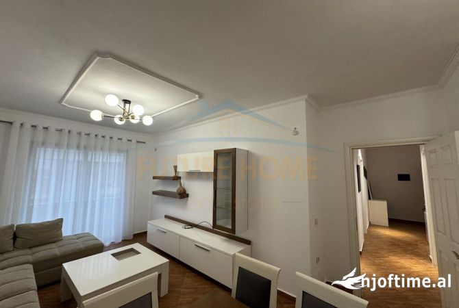 Shtepi me qera Apartament ne Tirane, 2+1, Mobilimi E mobiluar, Pagesa 550  Euro.