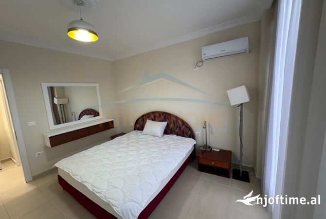 Shtepi me qera Apartament ne Tirane, 2+1, Mobilimi E mobiluar, Pagesa 750  Euro.