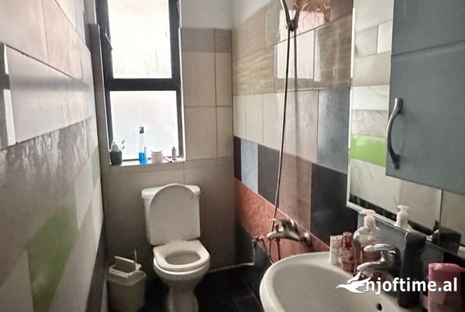 Shtepi me qera 1+1 ne Tirane - 25,000 Leke