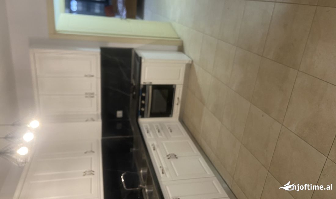 Shtepi me qera Apartament ne Tirane, 2+1, Mobilimi E mobiluar, Pagesa 600  Euro.