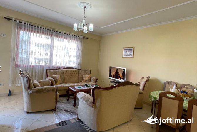 Shtepi ne shitje 2+1 ne Tirane - 110,000 Euro