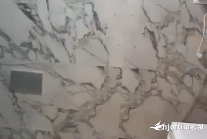 Shtepi ne shitje Apartament ne Tirane, 1+1, Mobilimi E mobiluar, Pagesa 120,000  Euro.