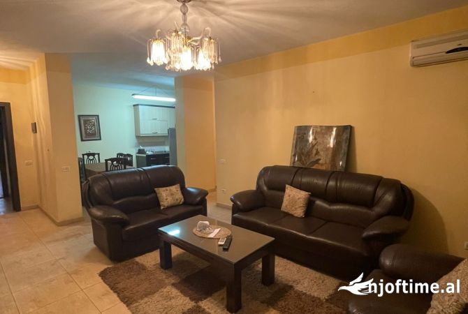 Shtepi ne shitje 2+1 ne Tirane - 110,000 Euro