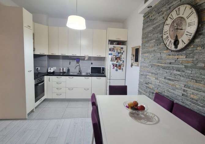 Shtepi ne shitje 2+1 ne Tirane - 124,999 Euro