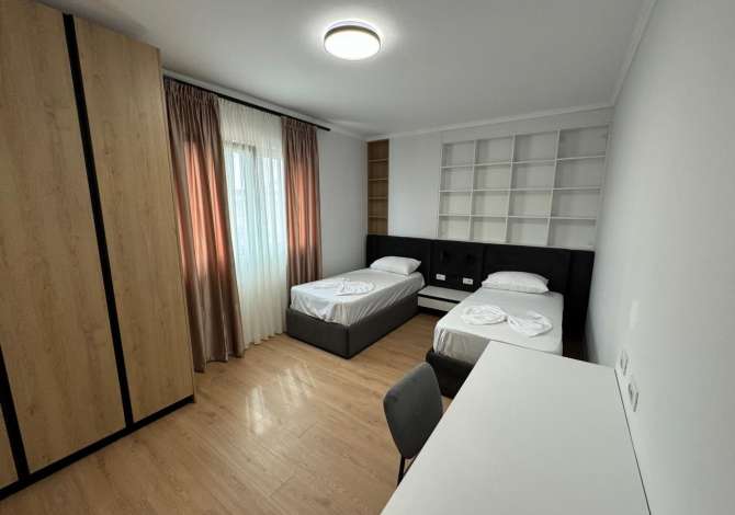 Shtepi me qera 2+1 ne Tirane - 1,199 Euro