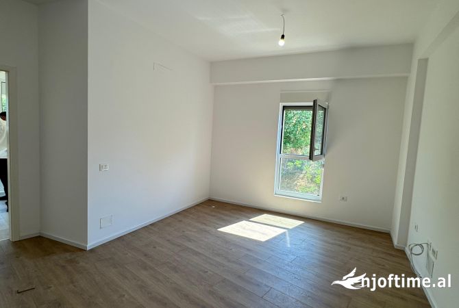 Shtepi ne shitje 2+1 ne Tirane - 104,999 Euro