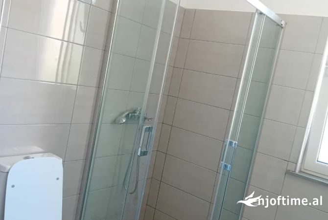 Shtepi me qera 2+1 ne Tirane - 501 Euro