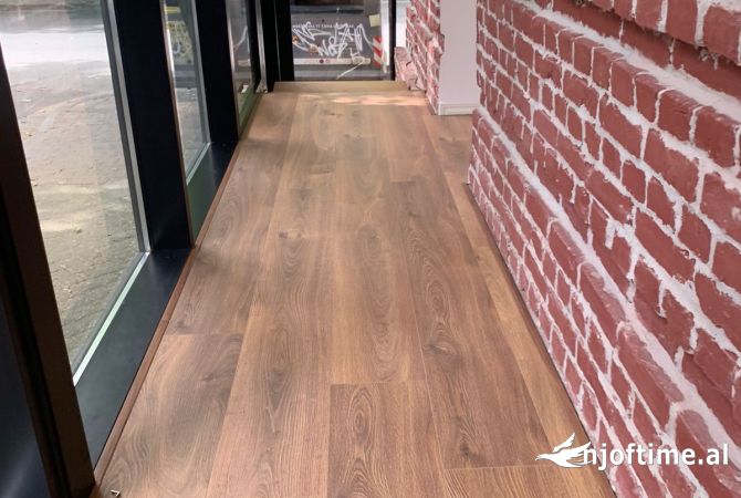 Ambient biznesi me qera 1+1 ne Tirane - 2,806 Euro