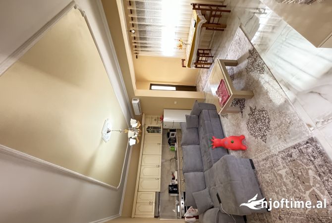 Shtepi me qera 2+1 ne Tirane - 502 Euro