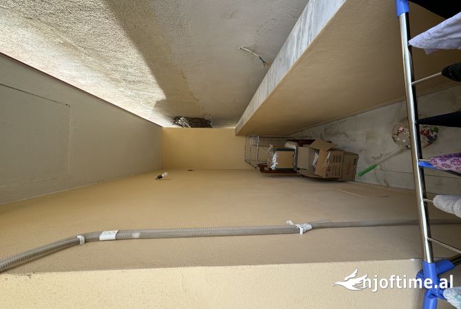 Shtepi me qera Shtepi Private ne Tirane, 2+1, Mobilimi E mobiluar, Pagesa 502  Euro.