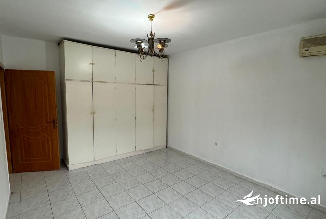 Shtepi ne shitje 2+1 ne Tirane - 100,999 Euro