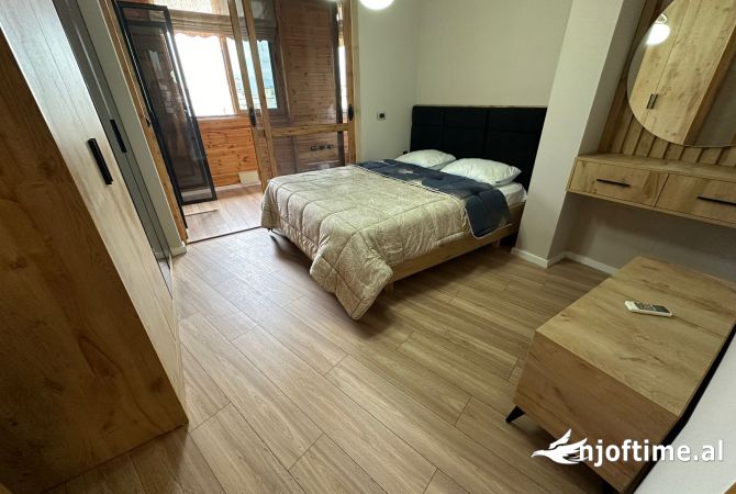 Shtepi ne shitje Apartament ne Tirane, 2+1, Mobilimi E mobiluar, Pagesa 235,009  Euro.