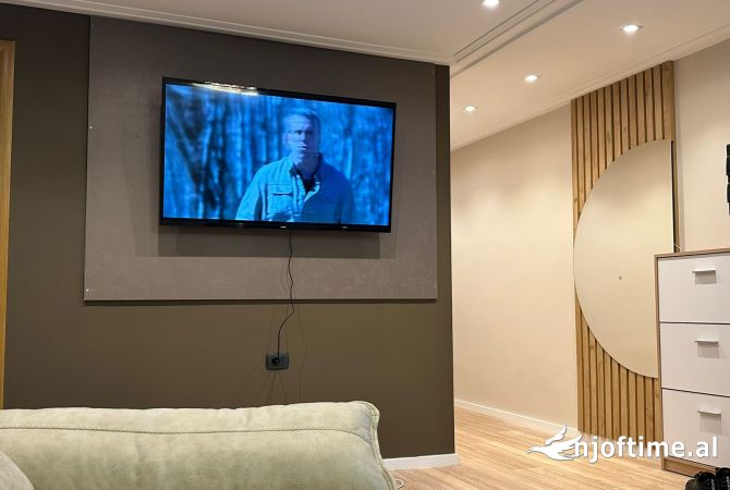 Shtepi ne shitje Apartament ne Tirane, 2+1, Mobilimi E mobiluar, Pagesa 235,009  Euro.