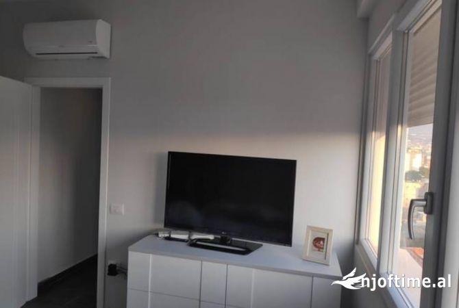 Shtepi me qera 2+1 ne Tirane - 1,207 Euro