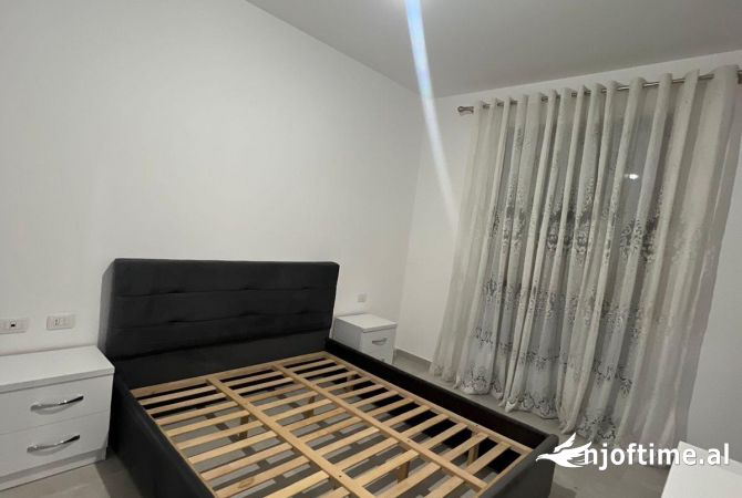 Shtepi me qera 1+1 ne Tirane - 505 Euro