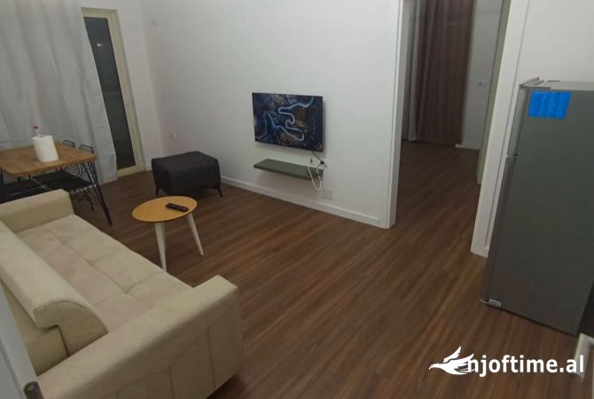 Shtepi ne shitje Apartament ne Tirane, 1+1, Mobilimi E mobiluar, Pagesa 83,007  Euro.