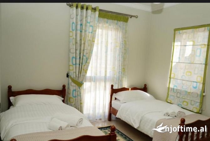 Shtepi me qera 2+1 ne Tirane - 78,000 Leke