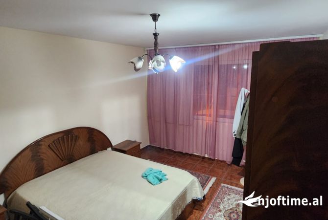 Shtepi me qera 1+1 ne Tirane - 407 Euro