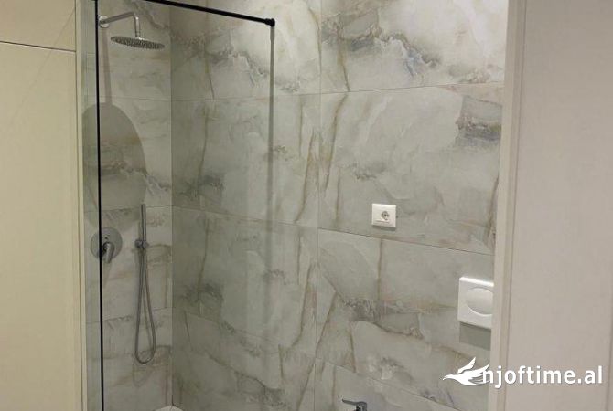 Shtepi me qera 1+1 ne Tirane - 505 Euro