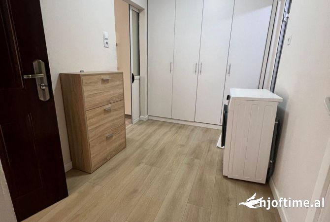 Shtepi ne shitje Apartament ne Tirane, 1+1, Mobilimi E mobiluar, Pagesa 90,002  Euro.
