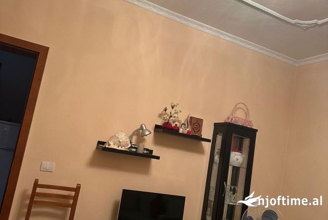 Shtepi me qera 1+1 ne Tirane - 451 Euro