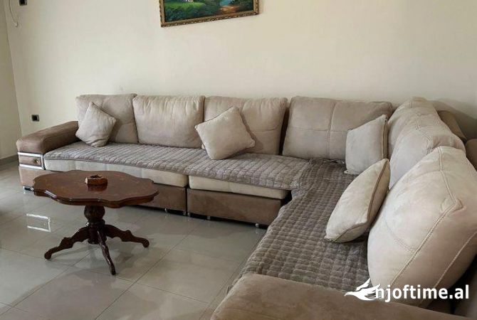 Shtepi me qera 2+1 ne Tirane - 599 Euro