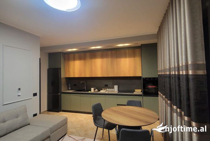 Shtepi me qera 2+1 ne Tirane - 485 Euro