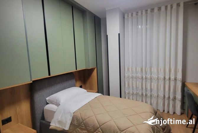 Shtepi me qera Apartament ne Tirane, 2+1, Mobilimi E mobiluar, Pagesa 485  Euro.