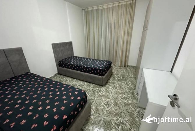 Shtepi me qera 2+1 ne Tirane - 551 Euro
