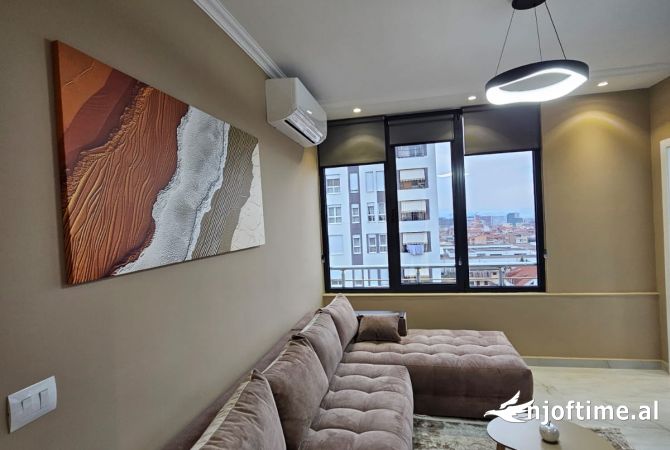 Shtepi me qera Apartament ne Tirane, Garsoniere, Mobilimi E mobiluar, Pagesa 373  Euro.