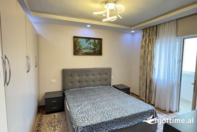 Shtepi ne shitje Apartament ne Tirane, 2+1, Mobilimi E mobiluar, Pagesa 117,066  Euro.