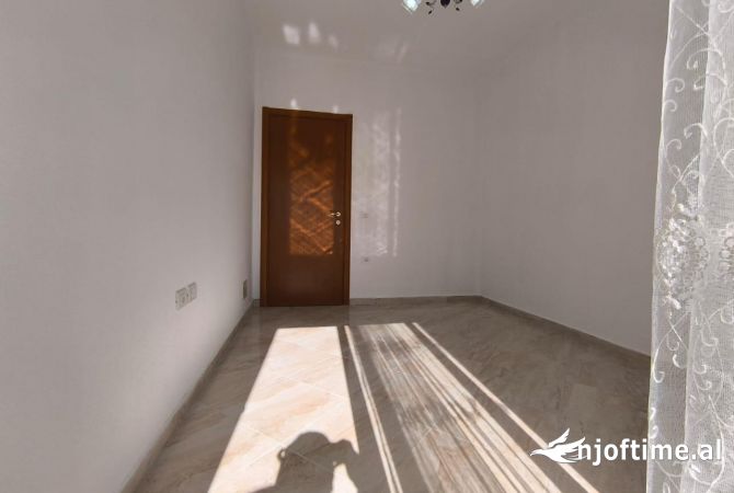 Shtepi ne shitje 1+1 ne Tirane - 78,066 Euro