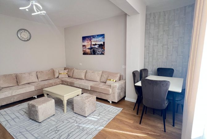 Shtepi ne shitje Apartament ne Tirane, 2+1, Mobilimi E mobiluar, Pagesa 160,033  Euro.