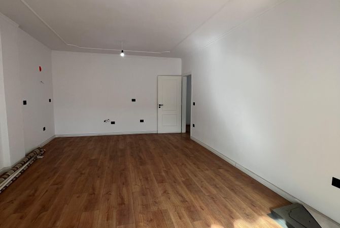 Shtepi ne shitje 2+1 ne Tirane - 155,003 Euro
