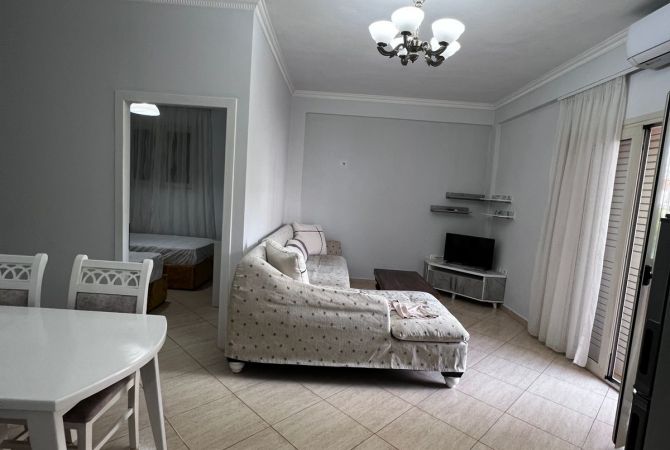 Shtepi me qera 2+1 ne Tirane - 451 Euro
