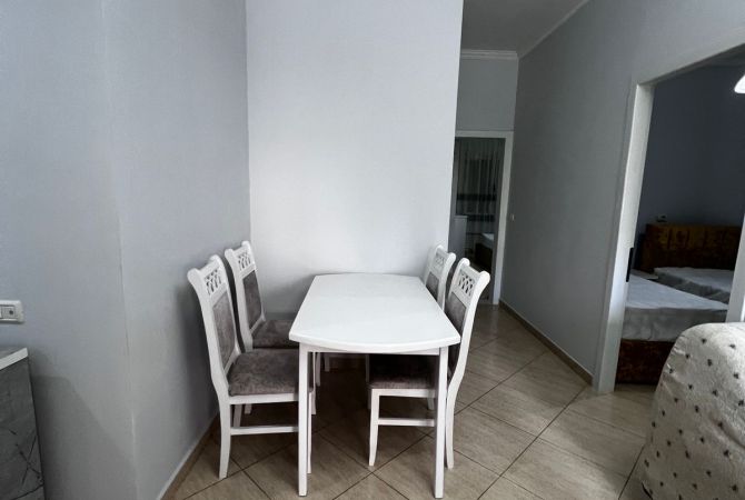 Shtepi me qera Apartament ne Tirane, 2+1, Mobilimi E mobiluar, Pagesa 451  Euro.
