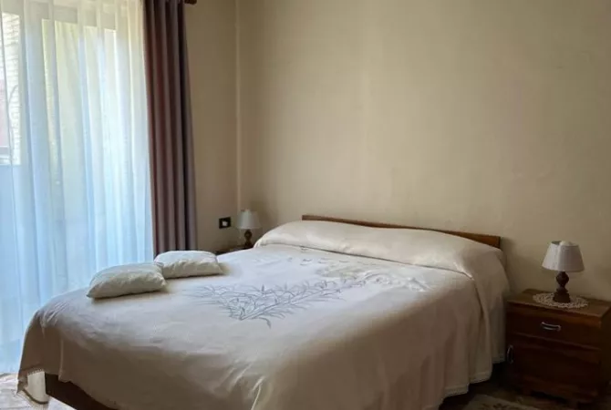 Shtepi me qera 2+1 ne Tirane - 551 Euro