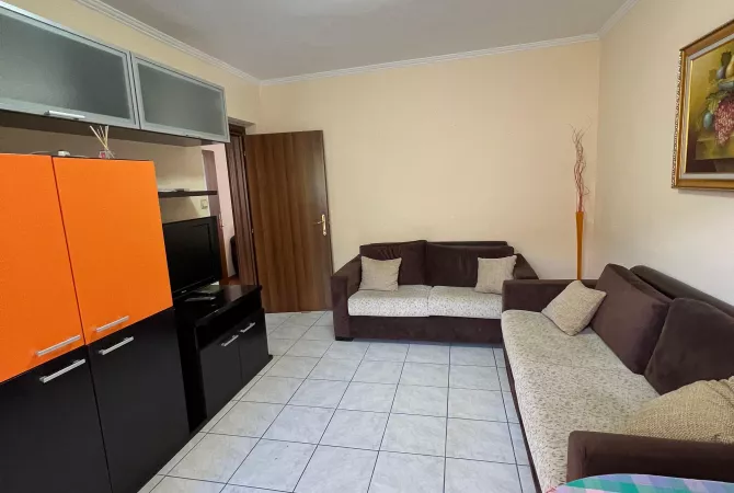 Shtepi ne shitje 2+1 ne Tirane - 130,002 Euro