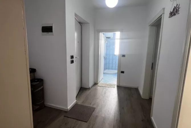 Shtepi ne shitje Apartament ne Tirane, 2+1, Mobilimi E mobiluar, Pagesa 140,007  Euro.