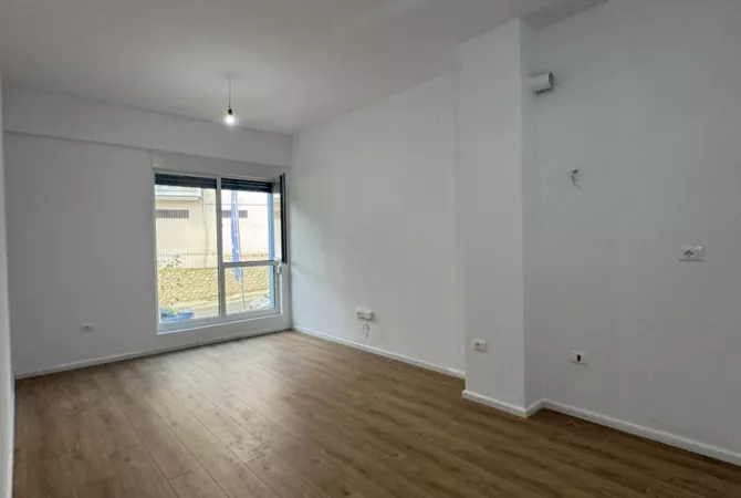 Shtepi ne shitje 1+1 ne Tirane - 83,501 Euro
